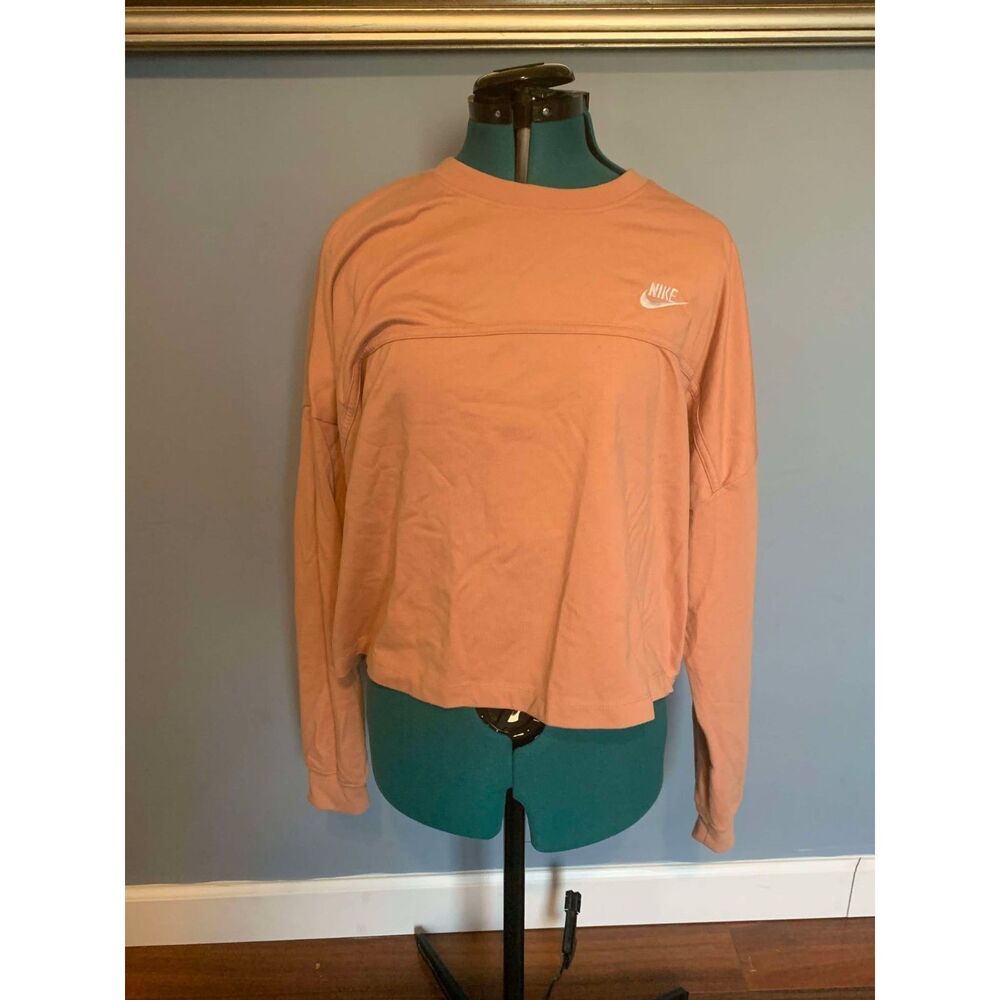 Nike Pink Long Sleeve Cropped Shirt, size XL
